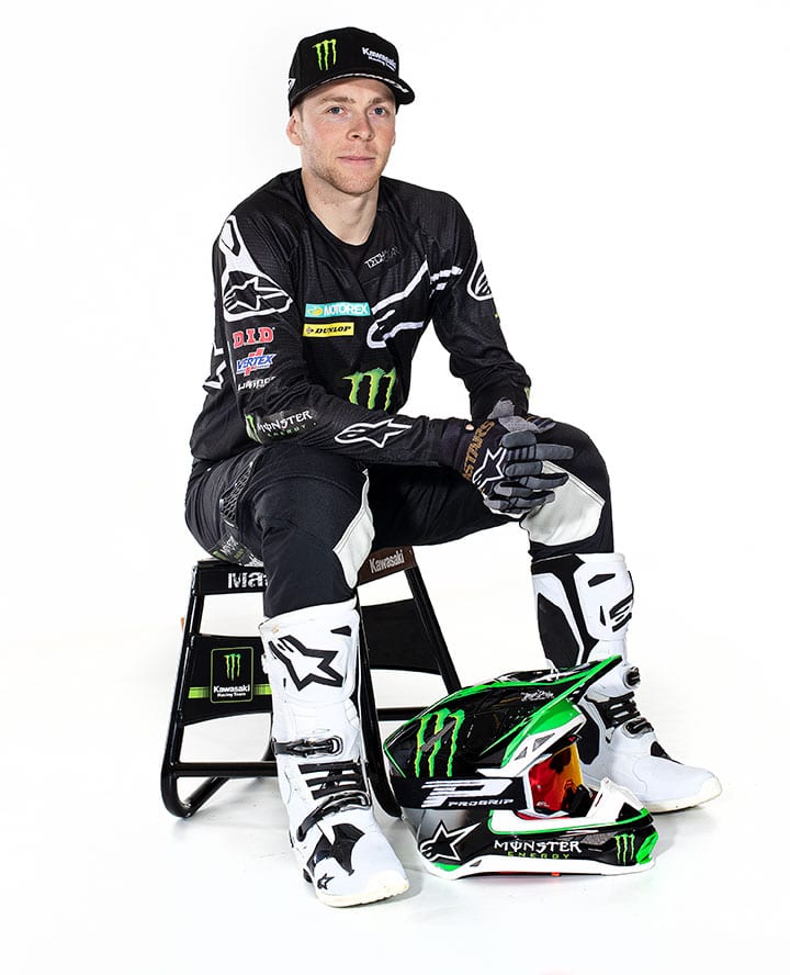 Motorrad reflektierter Monster Energy Racing Switzerland