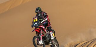 Kevin Benavides claims first Dakar 2020 stage win on a brutal day