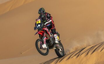Kevin Benavides claims first Dakar 2020 stage win on a brutal day