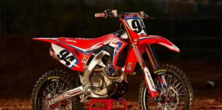 2019 450 Factory bikes up close