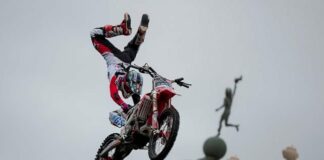 2014 Arenacross FMX roadshow hits Sheffield