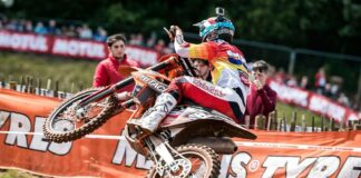 Bas Vaessen powers to Maxxis Desertmartin win Bas Vaessen