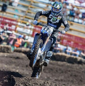 Dean Ferris injury update – being kept in hospital as doctors monitor lung Dean Ferris, CDR Yamaha Monster Energy Team