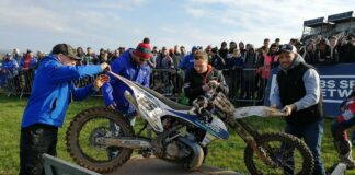 Watch Jamie Law’s borrowed bike snap in half at Matterley Basin Jamie Law ā EMX2T, Matterley Basin 2019