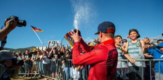 Ken Roczen celebrates third-place finish at Fox Raceway Ken Roczen ā Fox Raceway 2019