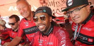 Malcolm Stewart signs for SmarTop/Bullfrog Spas/MotoConcepts/Honda Malcolm Stewart signs for SmarTop/Bullfrog Spas/MotoConcepts/Honda