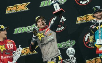 Jason Anderson wins night one at 2018 Paris Supercross