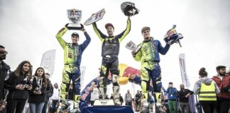 High five for Graham Jarvis at Red Bull Sea to Sky