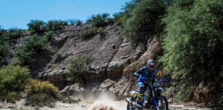 This is the incredible moment injured Adrien Van Beveren refused to give up on his Dakar dream Adrien Van Beveren Dakar 2018