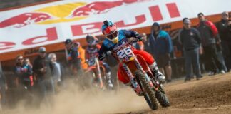 Onboard edit with Alex Martin at new KTM ‘RD Field’ Supercross Track Alex Martin at KTM Supercross test track - RD Field