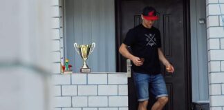 At home with super fast, super fly Bobryshev