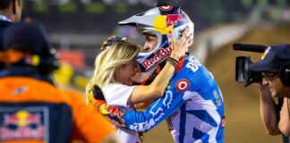 Behind the scenes: Ryan Dungey wins fourth 450SX Supercross title