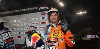 Blazusiak wins 2013 Superenduro series opener