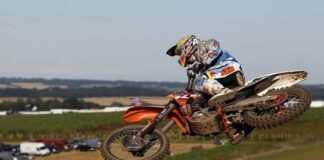 Cairoli sticks with GPs