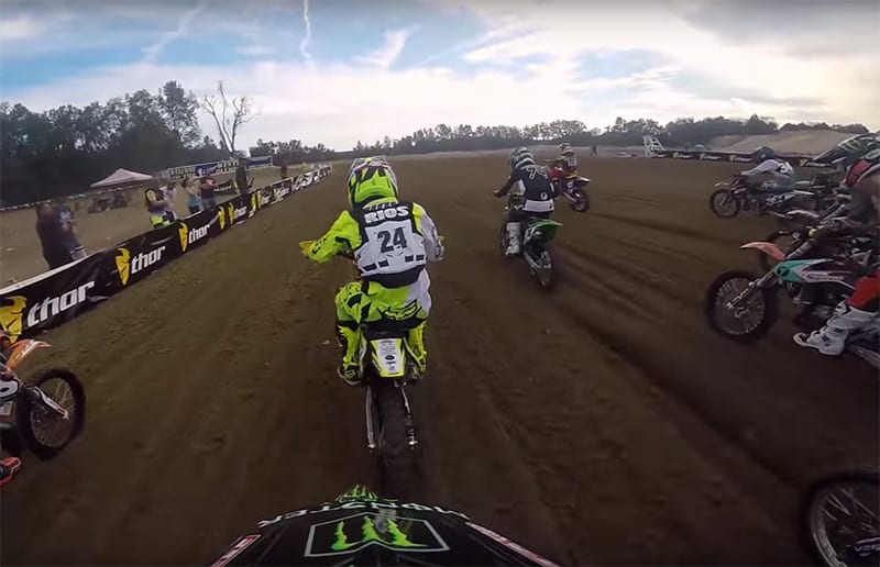 crazy-supermini-battle-at-mini-os-dirtbike-rider