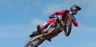 Evgeny Bobryshev extends factory deal