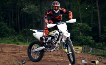 First look: 2017 Husqvarna FC 350