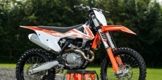 First look: 2017 KTM 450 SX-F