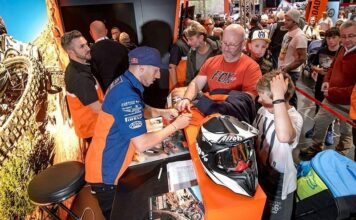 Highlights: Day One – International Dirt Bike Show 2016