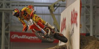 KTM sweeps Helsinki SuperEnduro podium (gallery and video)