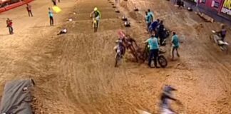 Malcolm Stewart crash – Supercross Barcelona 2018