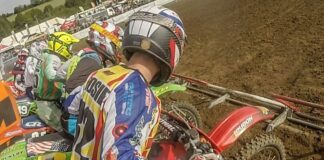 Neil Prince pulls massive holeshot on a 1996 RM250 two-stroke: 2019 VMXdN highlights