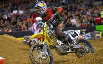 Roczen narrows gap on Dungey