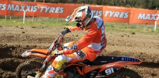 Simpson and Pocock lead the way following Landrake