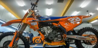 How to Build a Factory Supercross Bike – this is one cool time-lapse