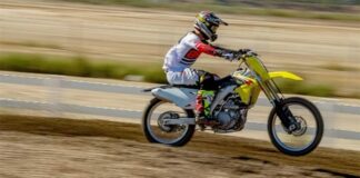 Spy Shot: Honda pro rider spotted on Suzuki?