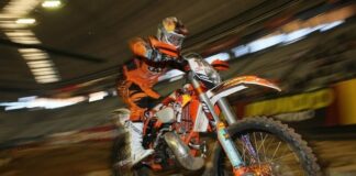 Taddy kicks off title defence