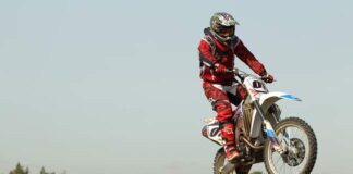 TT legend hits the dirt!