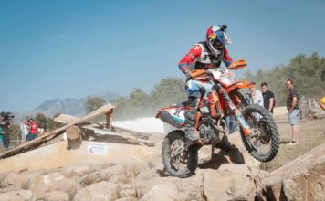 Nuts & Boltons: Solsona highlights & exhaust pipe prep