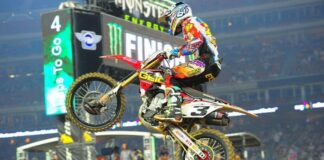 Video: 2015 Monster Energy Supercross Houston Main Event Highlights