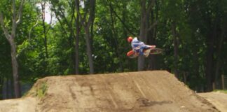 Video: 2016 KTM 125 two-stroke wide open