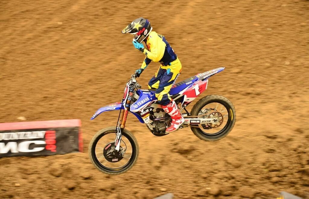 VIDEO 250 SX Anaheim 1 highlights 2016 Monster Energy Supercross