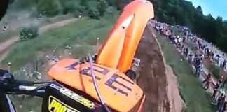 Video: Horrible motocross crash