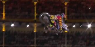 Video: Thomas Pages first ever FMX Bikeflip at Red Bull X-Fighters