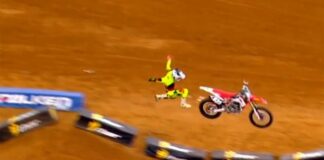 Video: Tracy Morgan crash at Arlington – Dallas 2015 Supercross