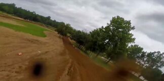 Video: Two-stroke wide open – Joey Crown at Baja Acres