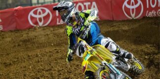 Video: Yoshimura Suzuki Factory Racing 2015 Phoenix SX