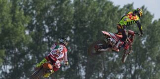 Watch epic battle between Cairoli and Gajser in Mantova