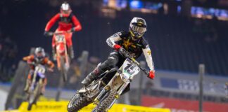 Houston SX III: Wilson apologies to Roczen for ‘ruining race’