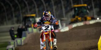 Arlington SX: Webb dominates to take series lead