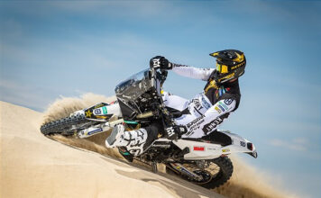 Rockstar Husqvarna sign Skyler Howes