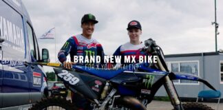 Video: Coldenhoff gives away replica bike