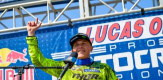 Monster Yamaha re-sign Martin for 2022