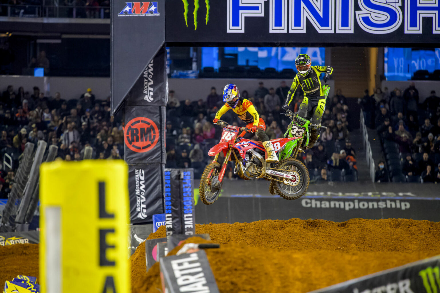 Arlington SX: Forkner breaks collarbone after collision with Lawrence ...