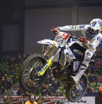 Bolt crowned 2022 Super Enduro Champion