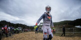 Fox V3 RS Helmet banned at UK ACU events